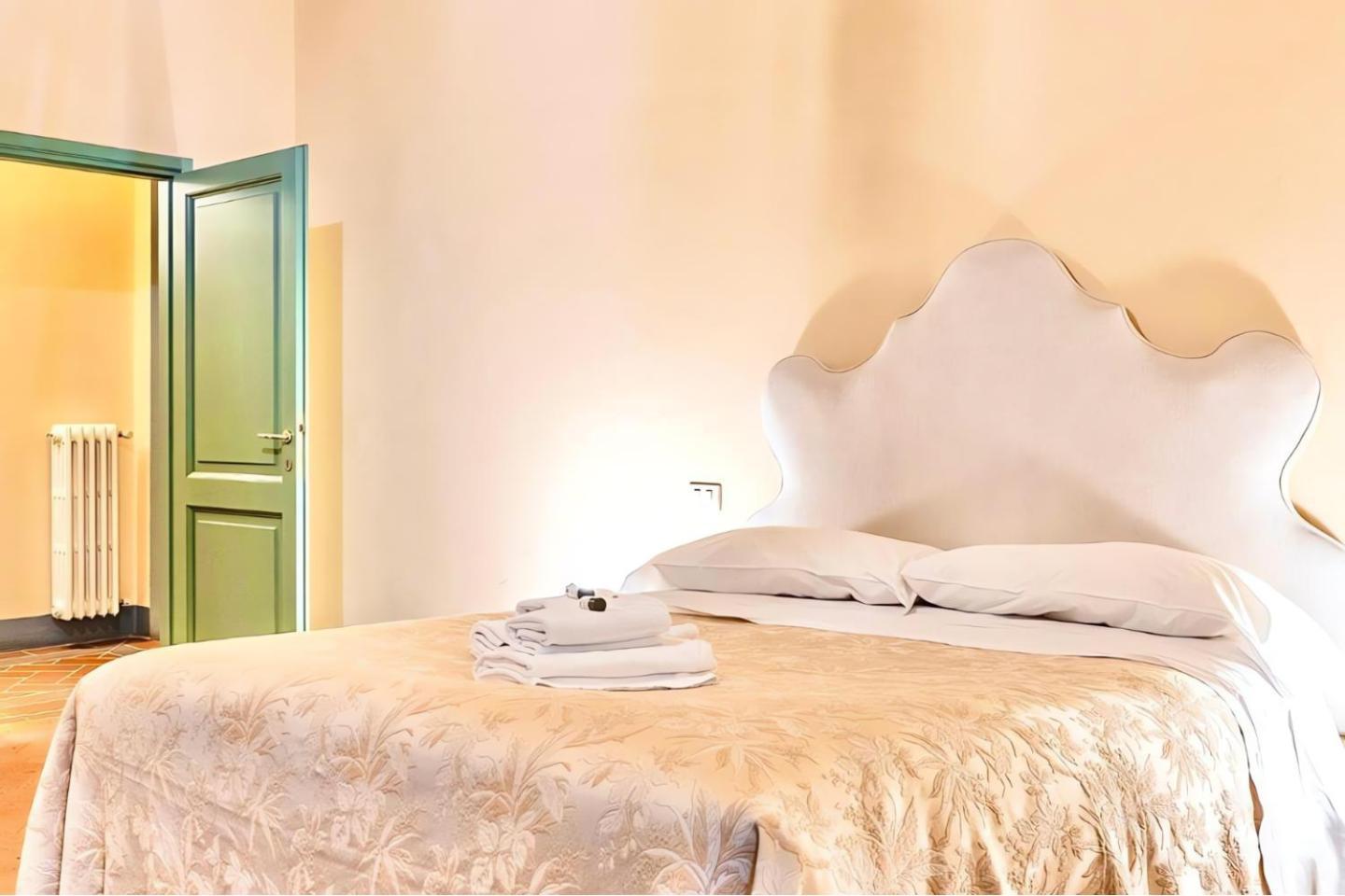 The Luxury Florence Historic Palace Of Santa Croce מראה חיצוני תמונה